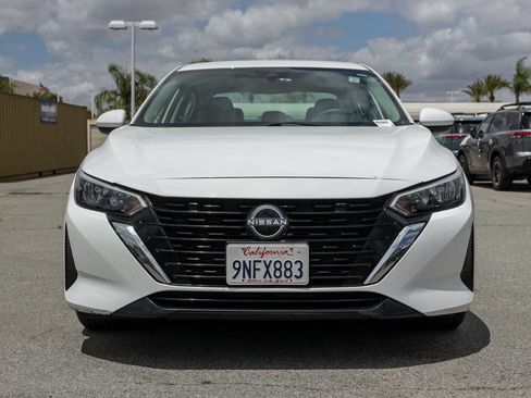 Used 2024 Nissan Sentra S FWD image 9