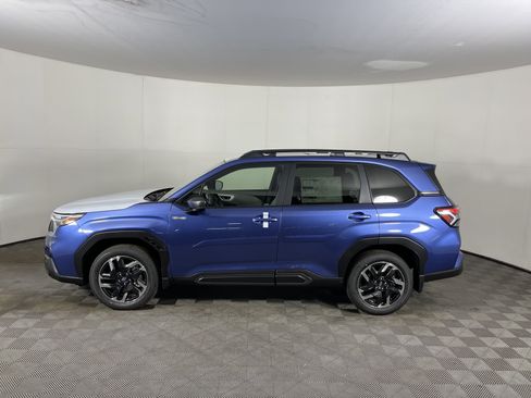 New 2025 Subaru Forester Limited image 3