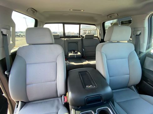 Used 2018 Chevrolet Silverado 1500 LT w/ All Star Edition image 28