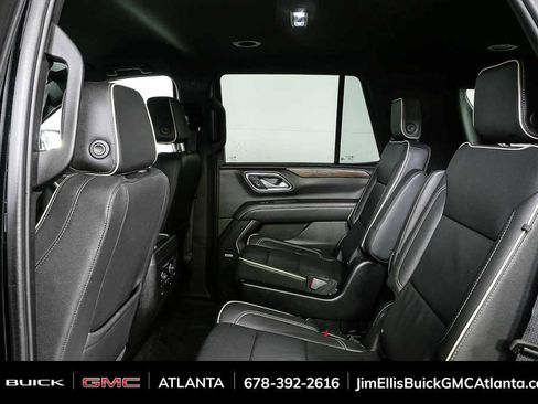 Used 2023 Chevrolet Tahoe Premier RWD image 18