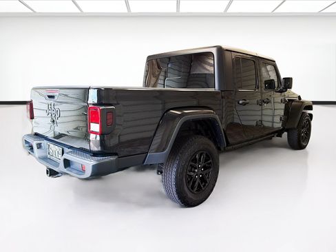 Used 2023 Jeep Gladiator Sport AWD/4WD image 4
