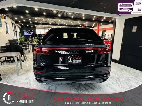Used 2022 Audi Q8 Premium Plus w/ Premium Plus Package AWD/4WD image 5