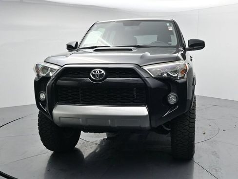Used 2019 Toyota 4Runner TRD Off-Road AWD/4WD image 3