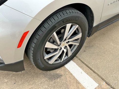 Certified 2022 Chevrolet Equinox LT image 10