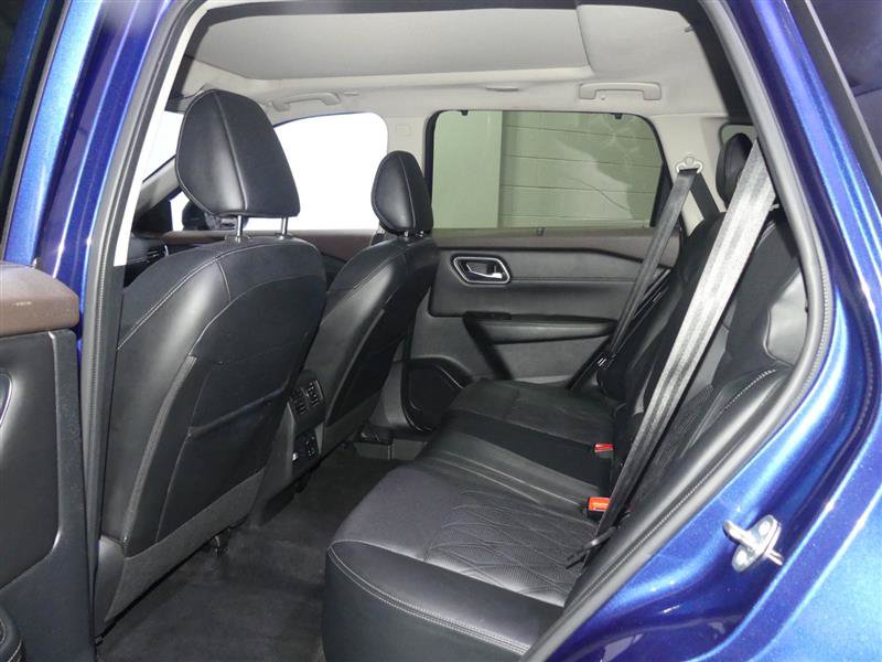 Used 2023 Nissan Rogue Platinum w/ Platinum Premium Package AWD/4WD image 27