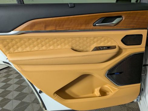 Certified 2023 Jeep Grand Cherokee L Summit image 35