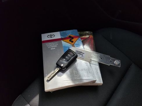 Certified 2024 Toyota Corolla LE FWD image 19