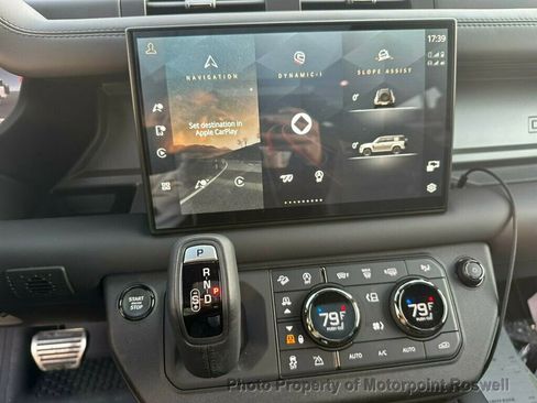 Used 2025 Land Rover Defender 110 OCTA image 15