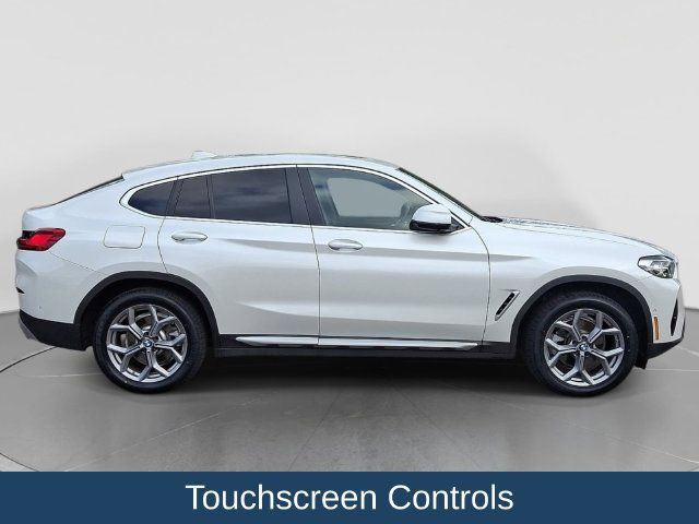 Used 2024 BMW X4 xDrive30i w/ Parking Assistance Package AWD/4WD image 9