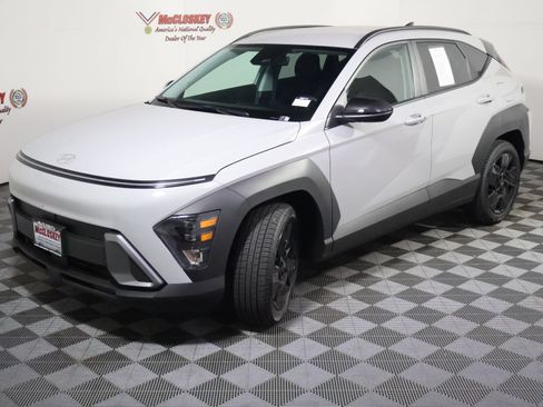 Used 2025 Hyundai Kona SEL FWD image 13