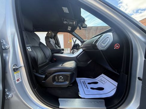 Used 2016 Land Rover Range Rover Sport Supercharged image 18