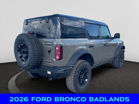 New 2026 Ford Bronco Badlands w/ Black Appearance Package AWD/4WD image 6