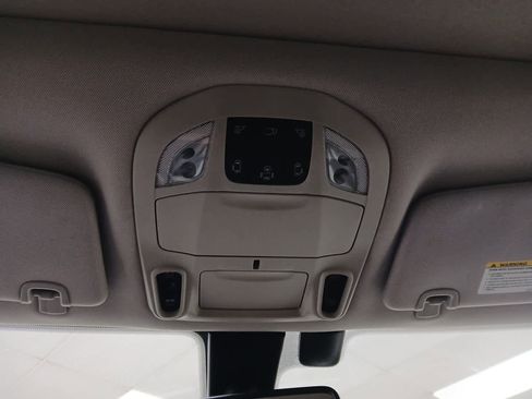 Used 2020 Chrysler Pacifica Limited image 10