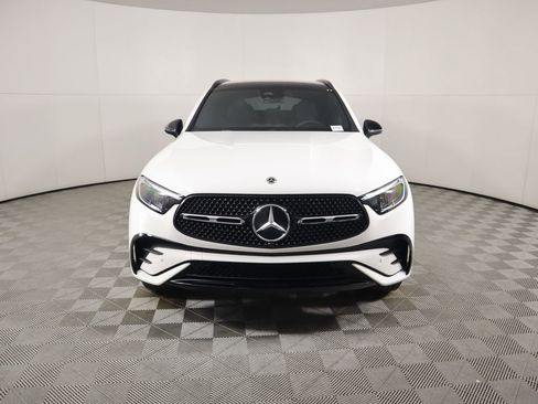 Certified 2026 Mercedes-Benz GLC 300 GLC 300 image 2