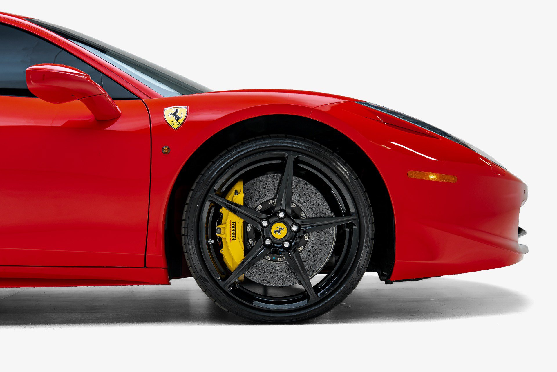 Used 2013 Ferrari 458 Italia Coupe RWD image 15