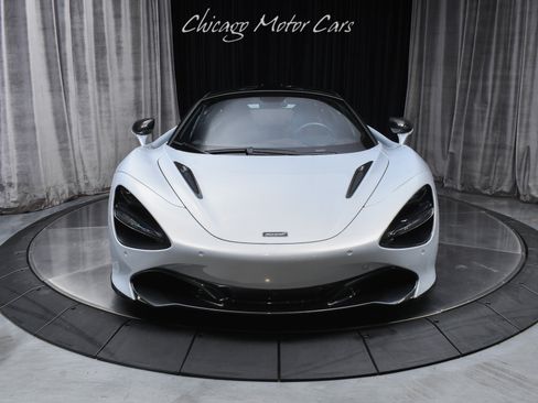Used 2018 McLaren 720S Luxury RWD image 9
