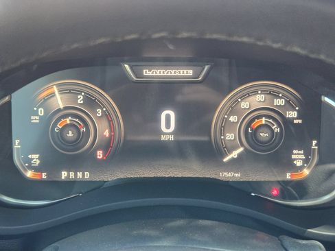 Used 2025 RAM 3500 Laramie AWD/4WD image 14