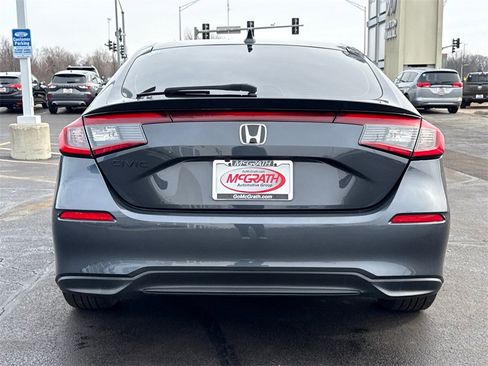 Certified 2022 Honda Civic EX-L image 9