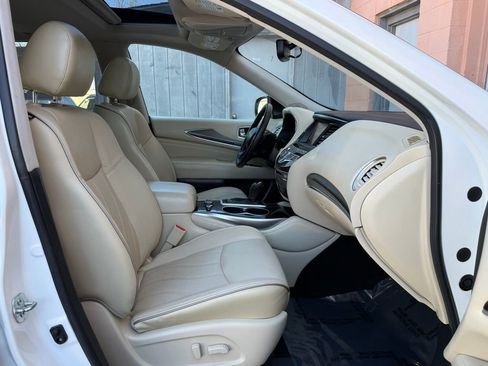 Used 2017 INFINITI QX60 Base w/ Premium Plus Package image 18