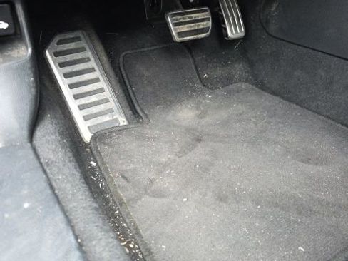 Used 2018 Honda Accord Sport image 14