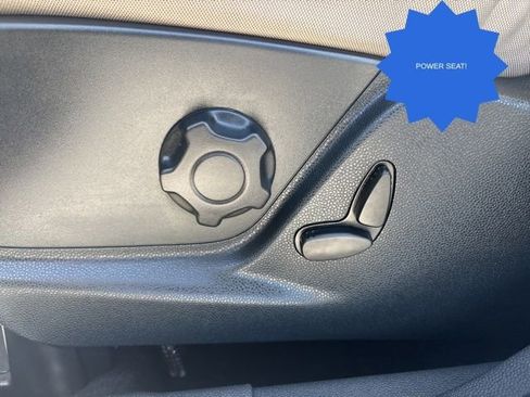Certified 2018 Ford EcoSport SE w/ SE Convenience Package FWD image 13