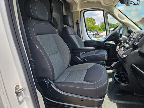 Used 2021 RAM ProMaster 1500 FWD image 5