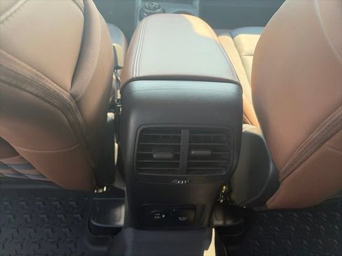Used 2024 Ford Bronco Sport Outer Banks w/ Tech Package AWD/4WD image 13