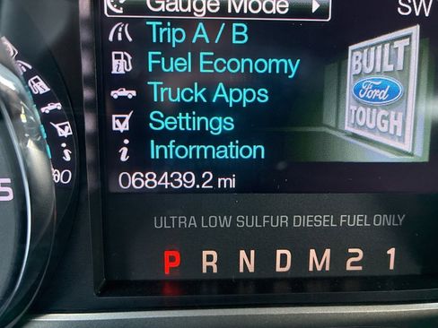 Used 2013 Ford F350 Lariat w/ Camper Pkg image 11