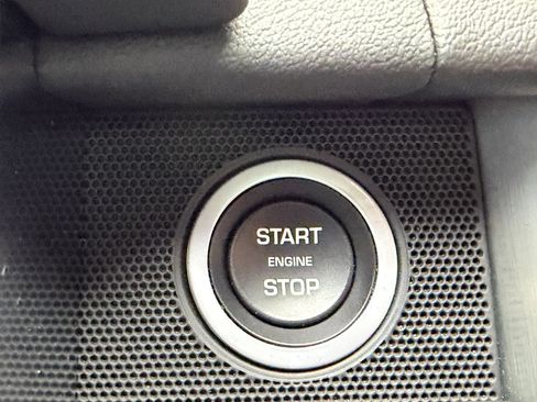 Used 2020 Land Rover Range Rover HSE image 42