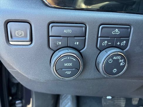 Used 2023 Chevrolet Silverado 1500 LT AWD/4WD image 20