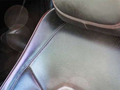 Used 2020 Chrysler Pacifica Limited image 24