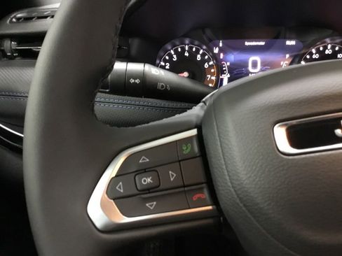 New 2026 Jeep Compass Latitude image 36