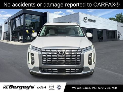 Used 2025 Hyundai Palisade Calligraphy AWD/4WD image 2