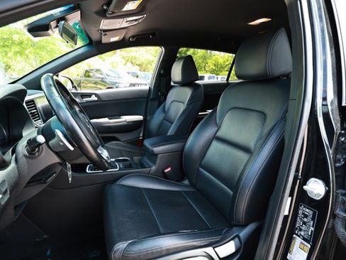 Used 2020 Kia Sportage S FWD image 20