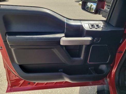 Used 2020 Ford F150 Lariat w/ Equipment Group 502A Luxury AWD/4WD image 16