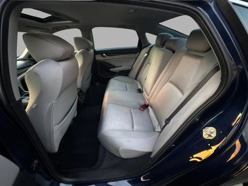 Used 2018 Honda Accord EX image 35