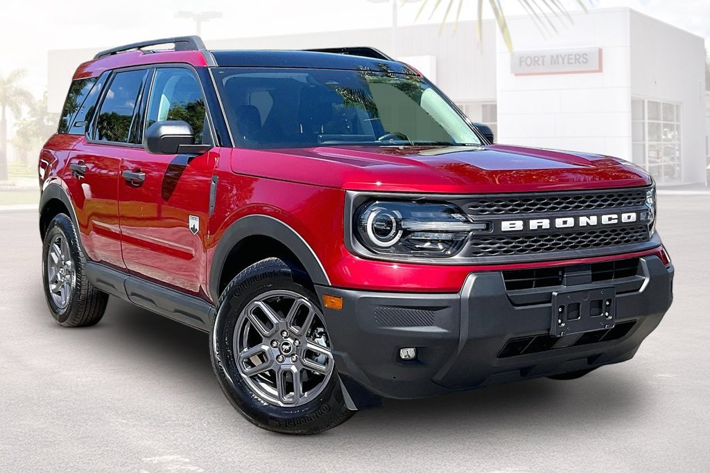 Used 2025 Ford Bronco Sport Big Bend w/ Convenience Package AWD/4WD image 1