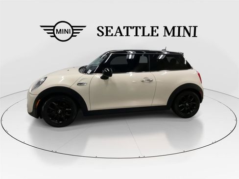Used 2017 MINI Cooper S image 6