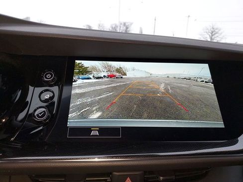 Certified 2023 Buick Envision Essence image 25