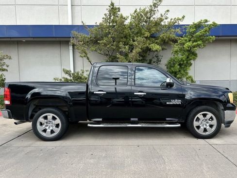 Used 2011 GMC Sierra 1500 SLE w/ Texas Edition RWD image 3