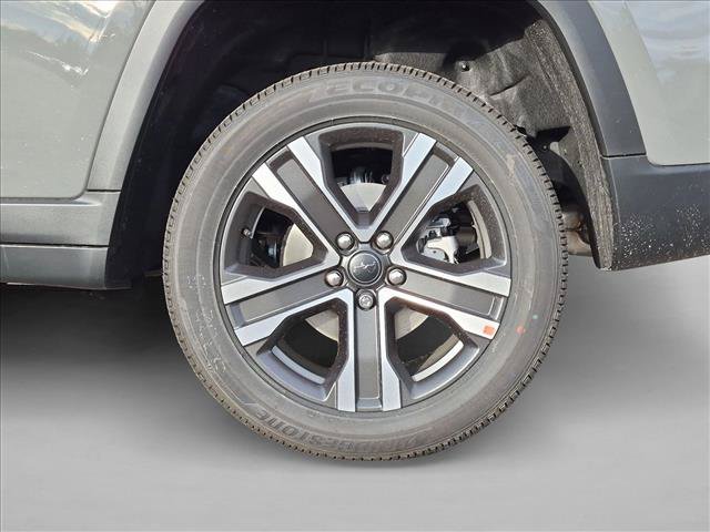 New 2027 Jeep Grand Cherokee Limited AWD/4WD image 10