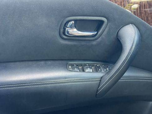 Used 2018 Nissan Armada SV w/ Driver Package RWD image 15