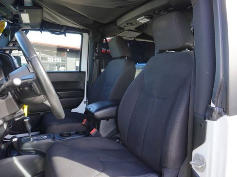 Used 2018 Jeep Wrangler Sport w/ Quick Order Package 24W image 23