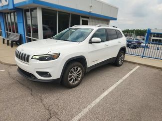 Used 2020 Jeep Cherokee Latitude Plus w/ Cold Weather Group AWD/4WD video 1