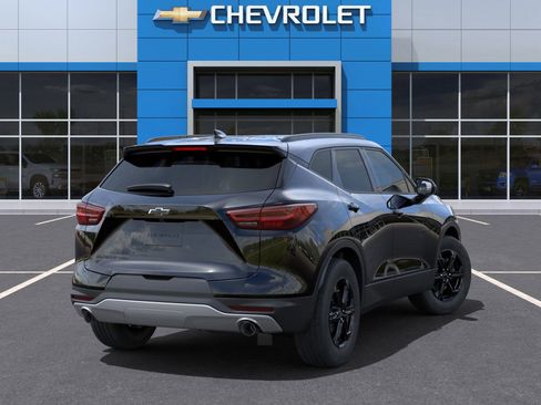New 2025 Chevrolet Blazer LT w/ Midnight/Sport Edition image 4