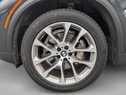 Used 2022 BMW X5 sDrive40i w/ Premium Package RWD image 9