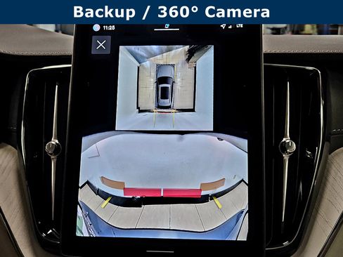 New 2026 Volvo XC60 B5 Ultra w/ Climate Package image 28