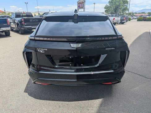 Used 2024 Cadillac Lyriq Luxury AWD/4WD image 4