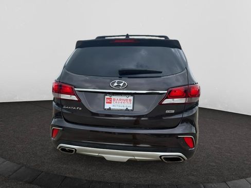 Used 2017 Hyundai Santa Fe FWD image 5