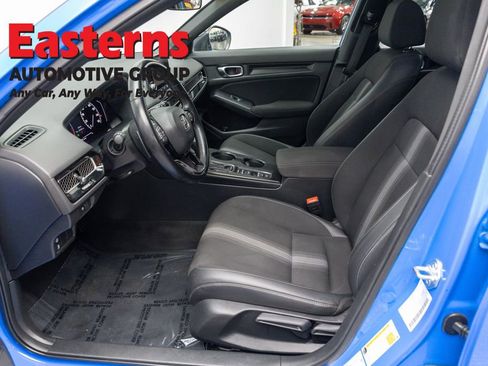 Used 2022 Honda Civic Sport image 14